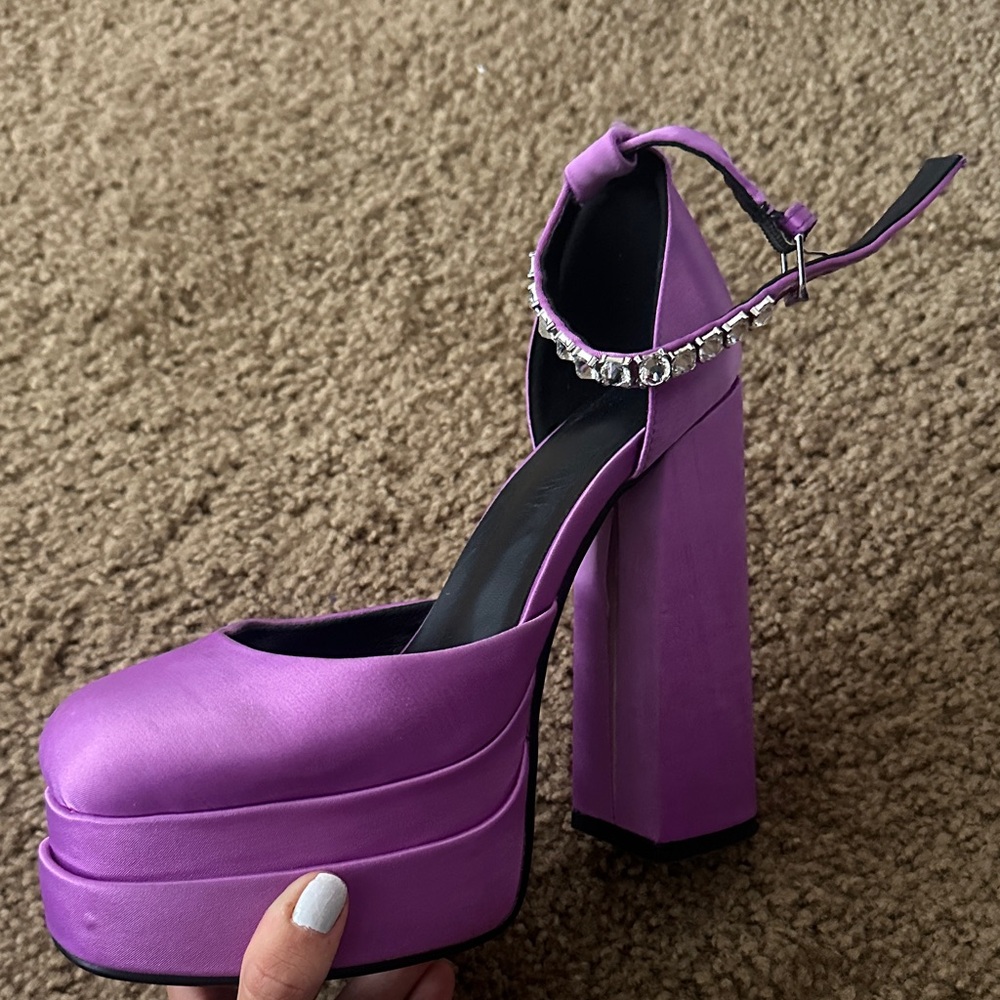 Elegant Purple Platform Heels